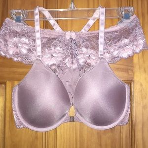 Adore me bra and pantie set never worn